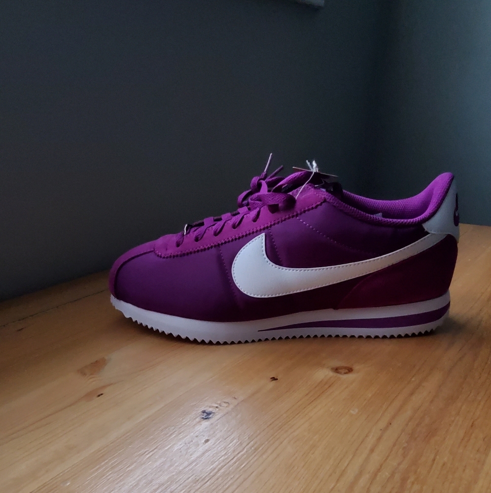 Brand new Nike Cortez Men 9.5